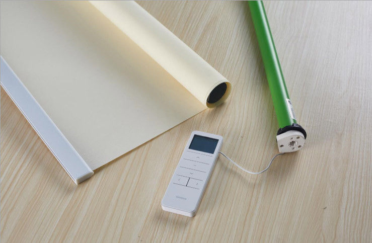 Ce-motoriseerden de Draadloze het Gordijnzonneblinden van de Kindveiligheid Gestreepte Horizontale Rolschaduw