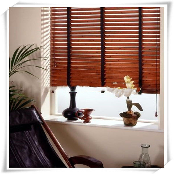 Openlucht Elektrische Draadloze de Zonneblindenlengte 1.2M 1.8M van het Bamboevenster