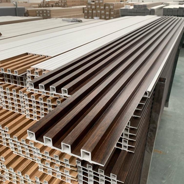 Interieur WPC Gegerfde Wandpaneel 3D PVC Hout Alternatief Buiten/Commercieel/Keuken/Gym Panelen Kunststof Plaat Waterdicht Wandpaneel