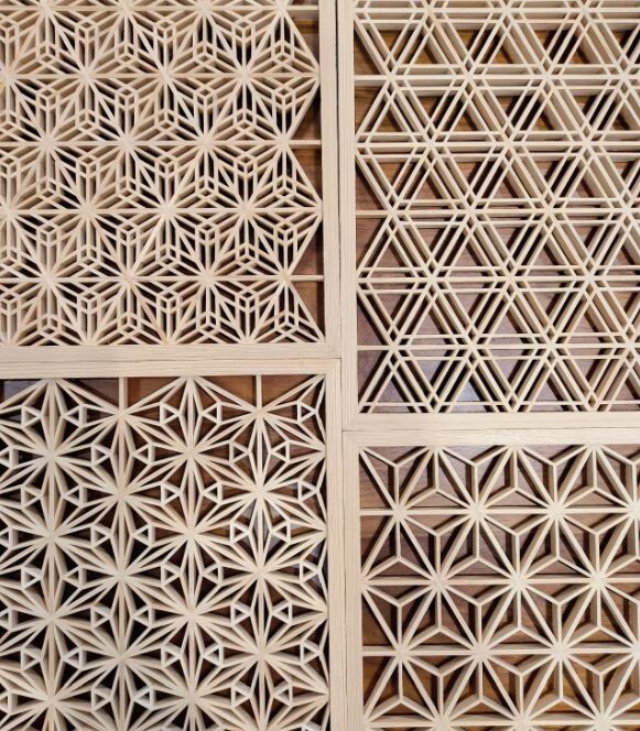 Traditionele esthetica Houtwerk Techniek van het samenvoegen van houtstukken Kumiko met behulp van Mortise handgemaakte geschenken