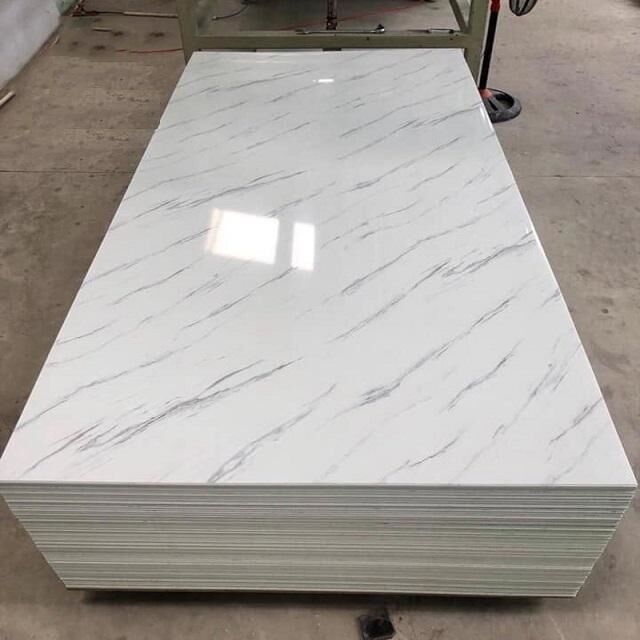 Hoogwaardig PVC wandpaneel met UV-marmer effect Vocht & waterdicht WPC voor hoteldecoratie Beste prijs