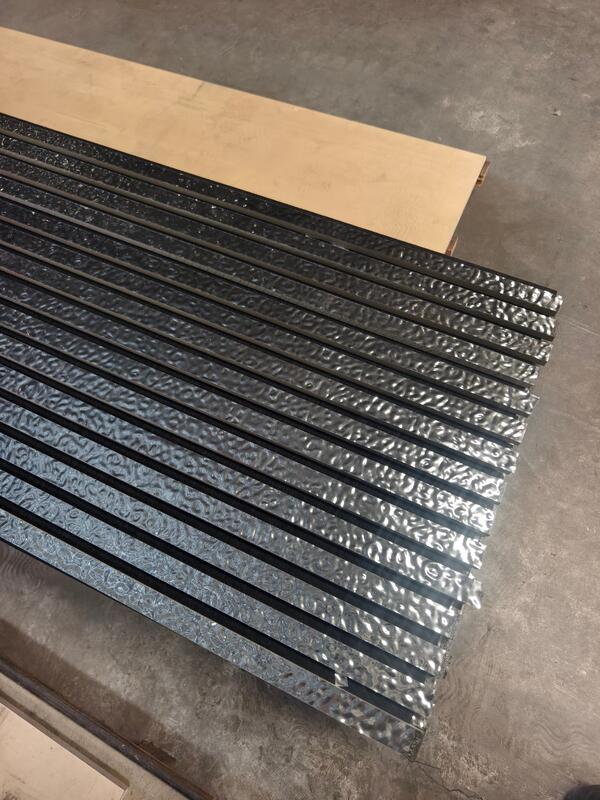 Moderne geluidsabsorberende akoestische panelen 3D Water Ripple Slat Grille geluidsdicht voor Hotel Studio