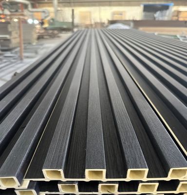 Hout kunststof composiet interieur wpc wandpaneel gevlochten wandpaneel moderne muur