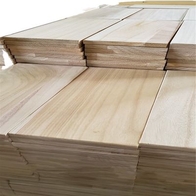 Nieuwe stijl VIETNAM Solid Wood Products Teak Zaaghout / Hout / Hard Hout Paulownia Rand Gekleurd Plaat Te Verkopen