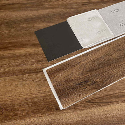 Zelfklevende PVC Vloer Slijtvast Gemakkelijk te Onderhouden