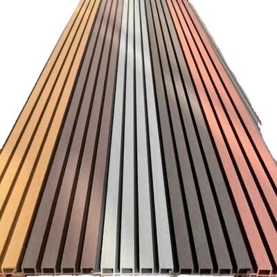 Hoogwaardige waterdichte WPC buitenwandpanelen -- hout-plastiek composiet voor buitenversiering