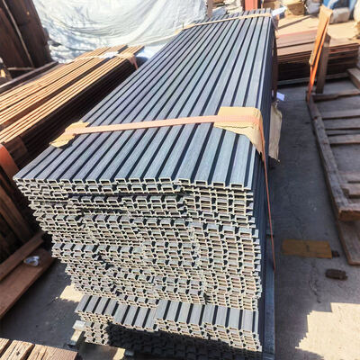 Hout Plastic Composite Outdoor Exterior Wpc Muurbekleding Waterdicht Wpc Fluted Panel Decoratief Muurpaneel Outdoor